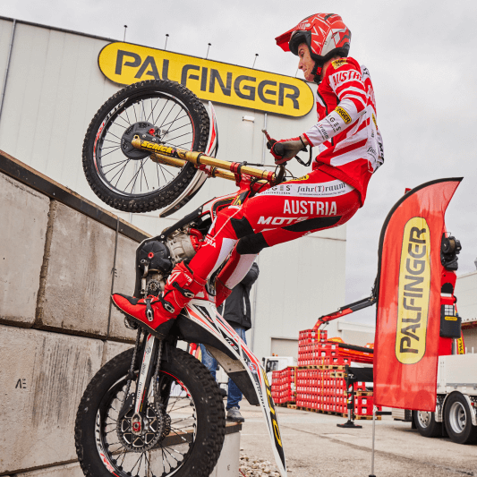 Palfinger Motorcross 2